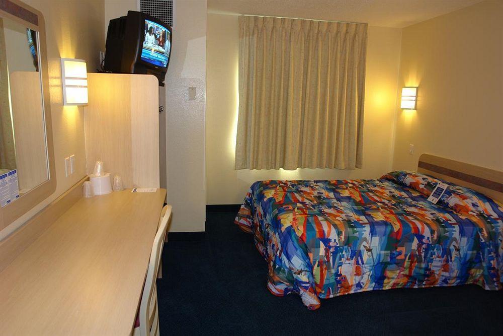 Motel 6-Portsmouth, Nh Esterno foto