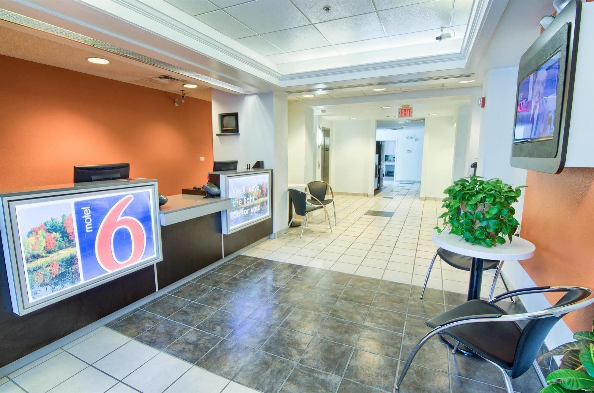Motel 6-Portsmouth, Nh Esterno foto